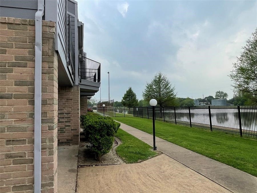 Property photo for 1616 Good Day Drive, Missouri City, TX