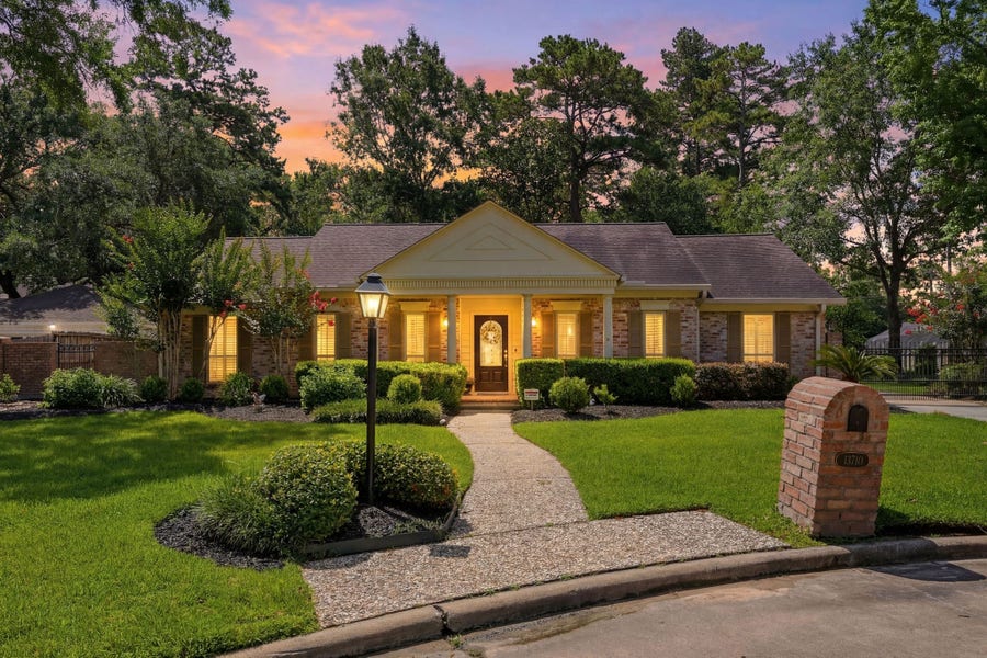 Property photo for 13710 Foxmoor Lane, Houston, TX