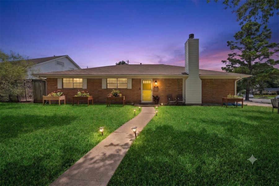 Property photo for 11011 Burdine Street, Houston, TX