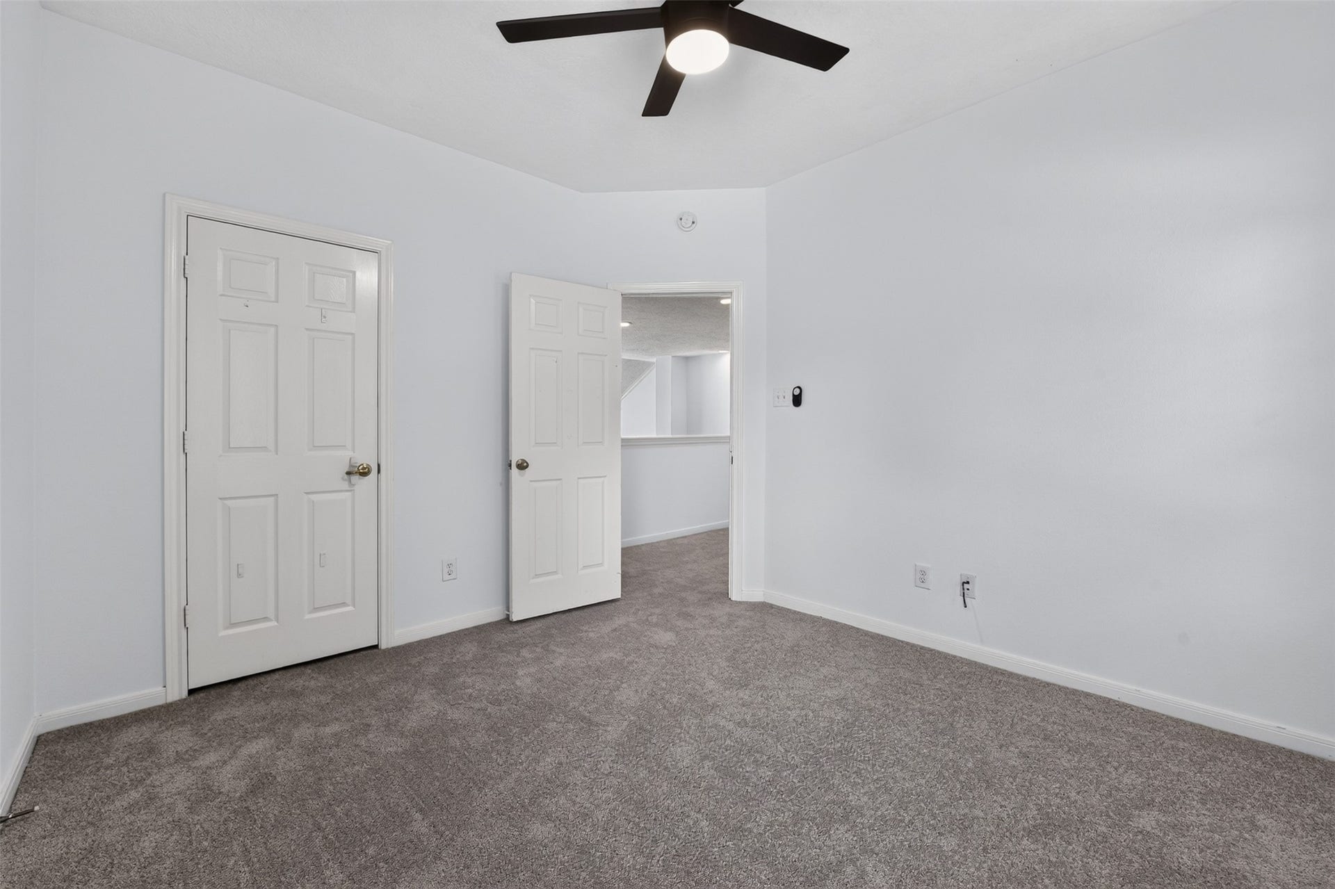 3 W Archwyck Circle, The Woodlands, TX 77382 3 W Archwyck Circle, The Woodlands, TX 77382