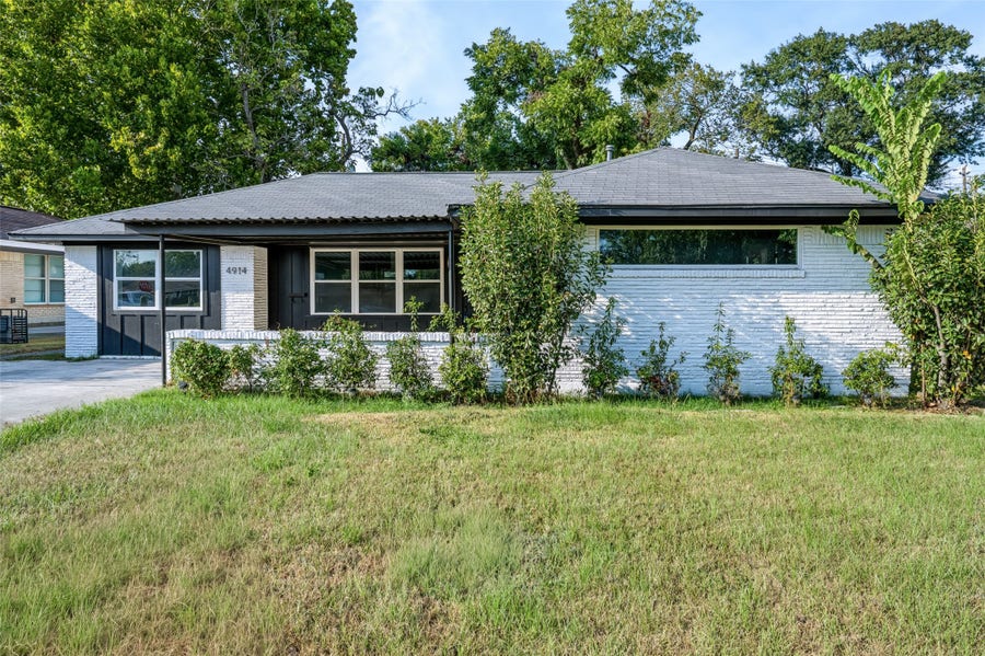 Property photo for 4914 W 43rd Street, Houston, TX