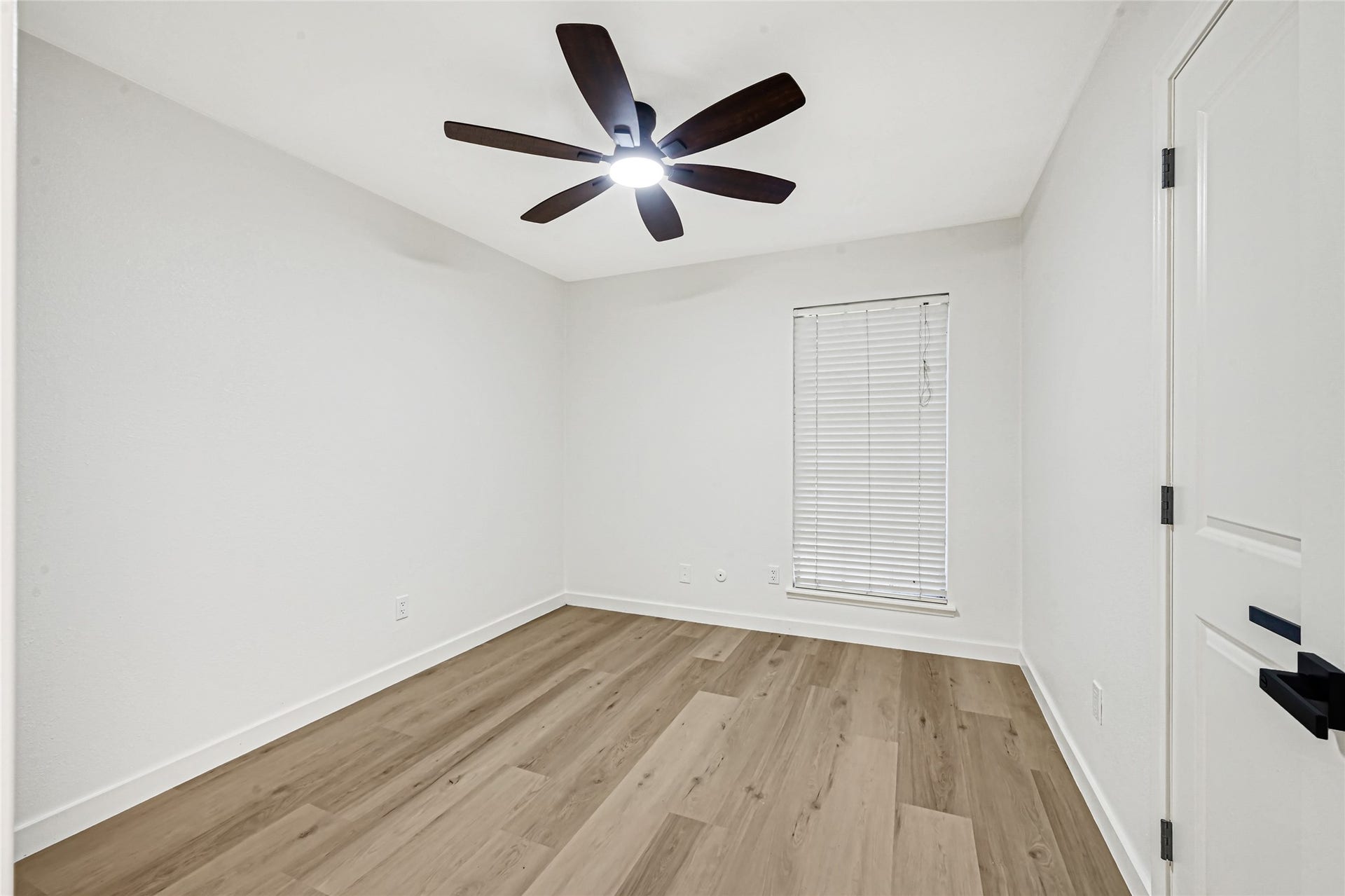 3225 Bostic Street, Houston, TX 77093 3225 Bostic Street, Houston, TX 77093