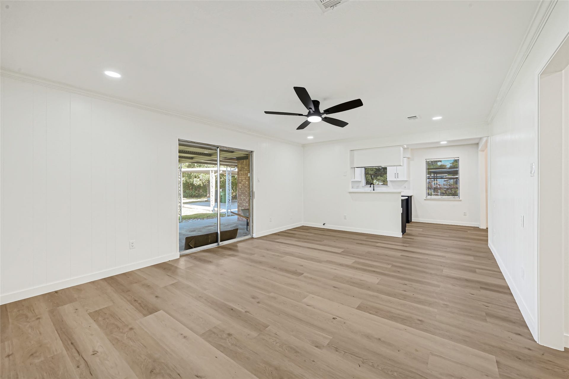 3225 Bostic Street, Houston, TX 77093 3225 Bostic Street, Houston, TX 77093