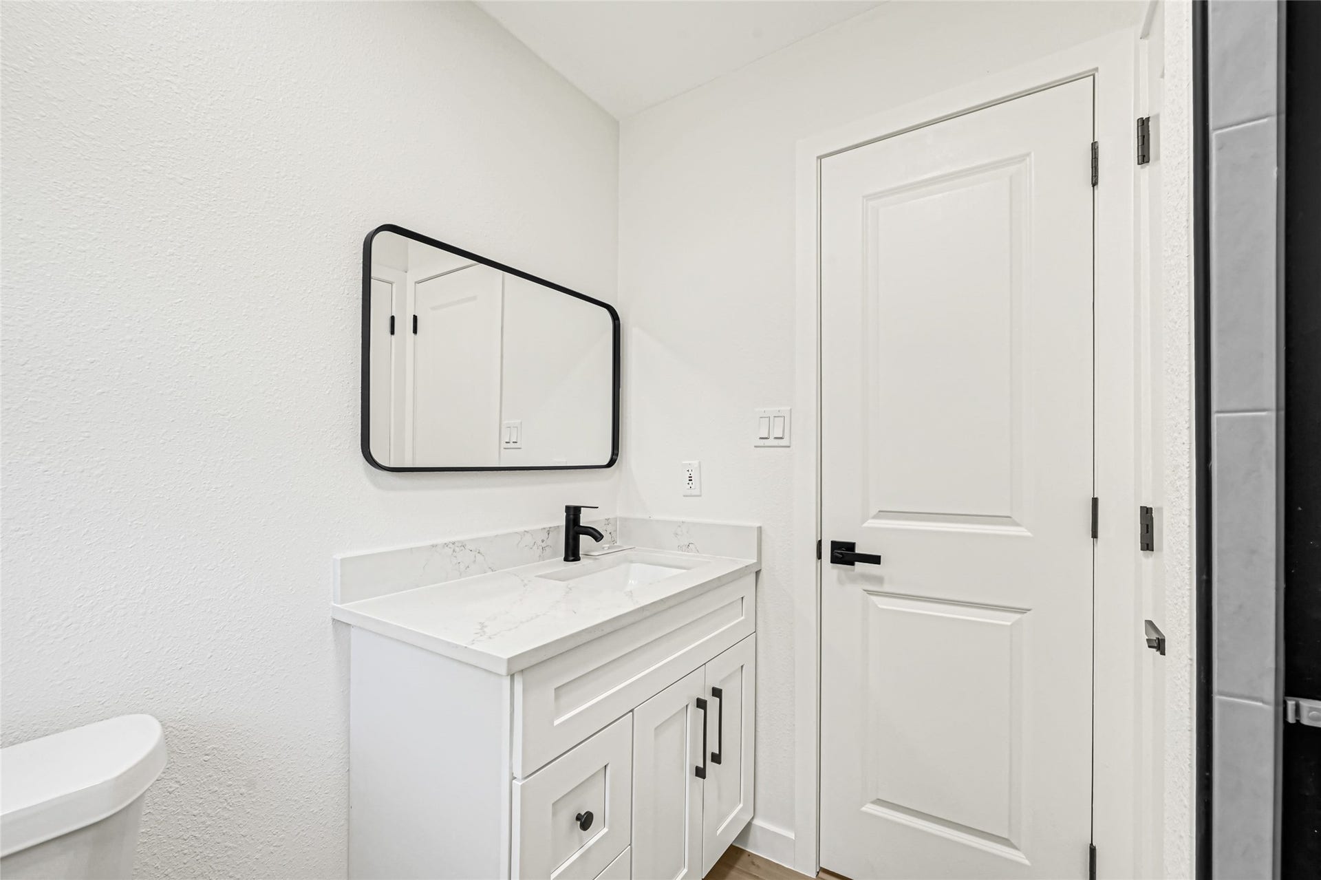 3225 Bostic Street, Houston, TX 77093 3225 Bostic Street, Houston, TX 77093