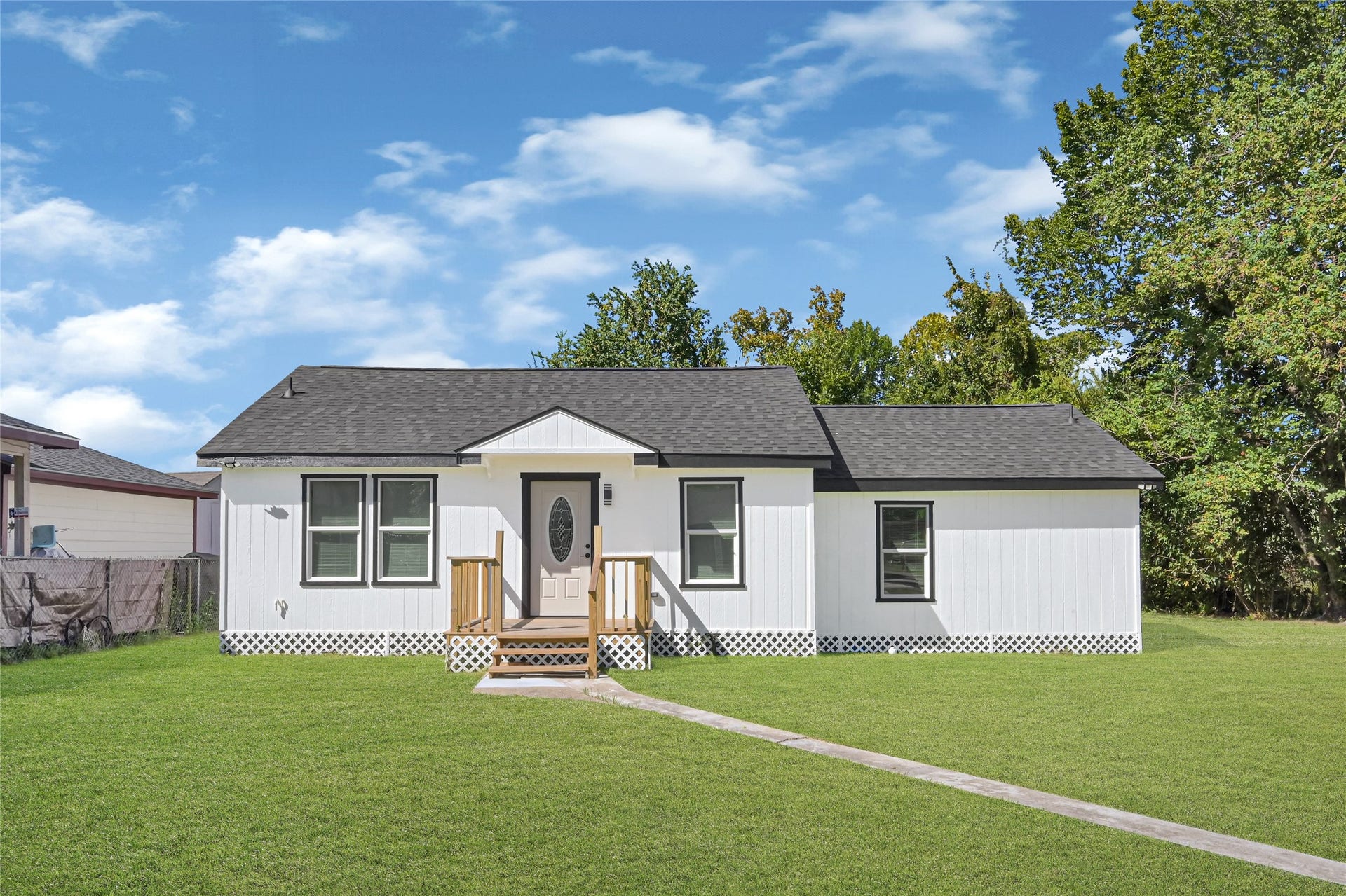 3225 Bostic Street, Houston, TX 77093 3225 Bostic Street, Houston, TX 77093