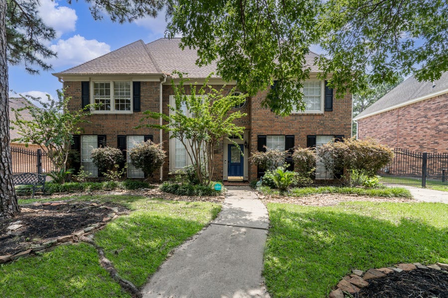 Property photo for 14207 Vista Mar Circle, Houston, TX