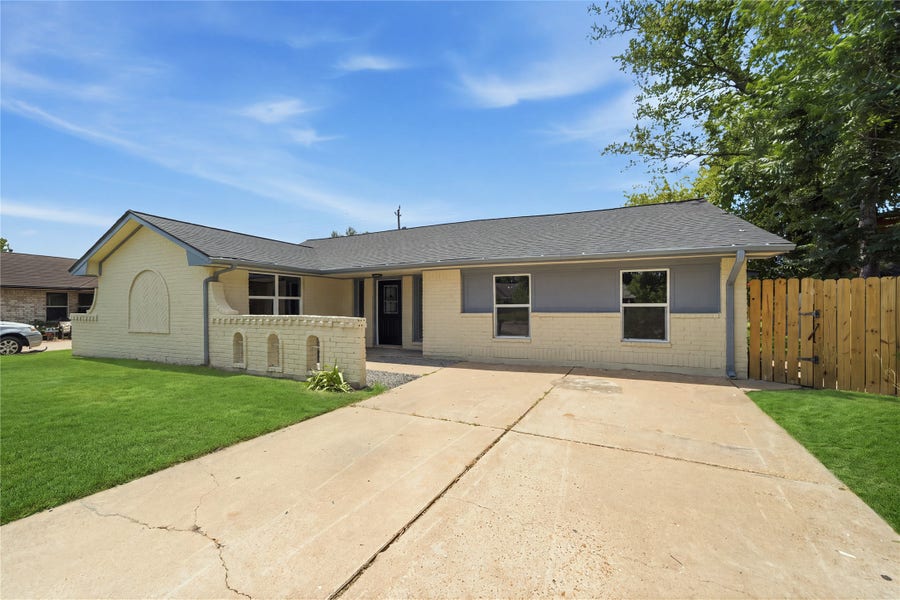 Property photo for 13107 Boreas Drive, Houston, TX