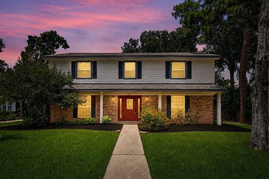 Property photo for 811 Thicket Lane, Houston, TX