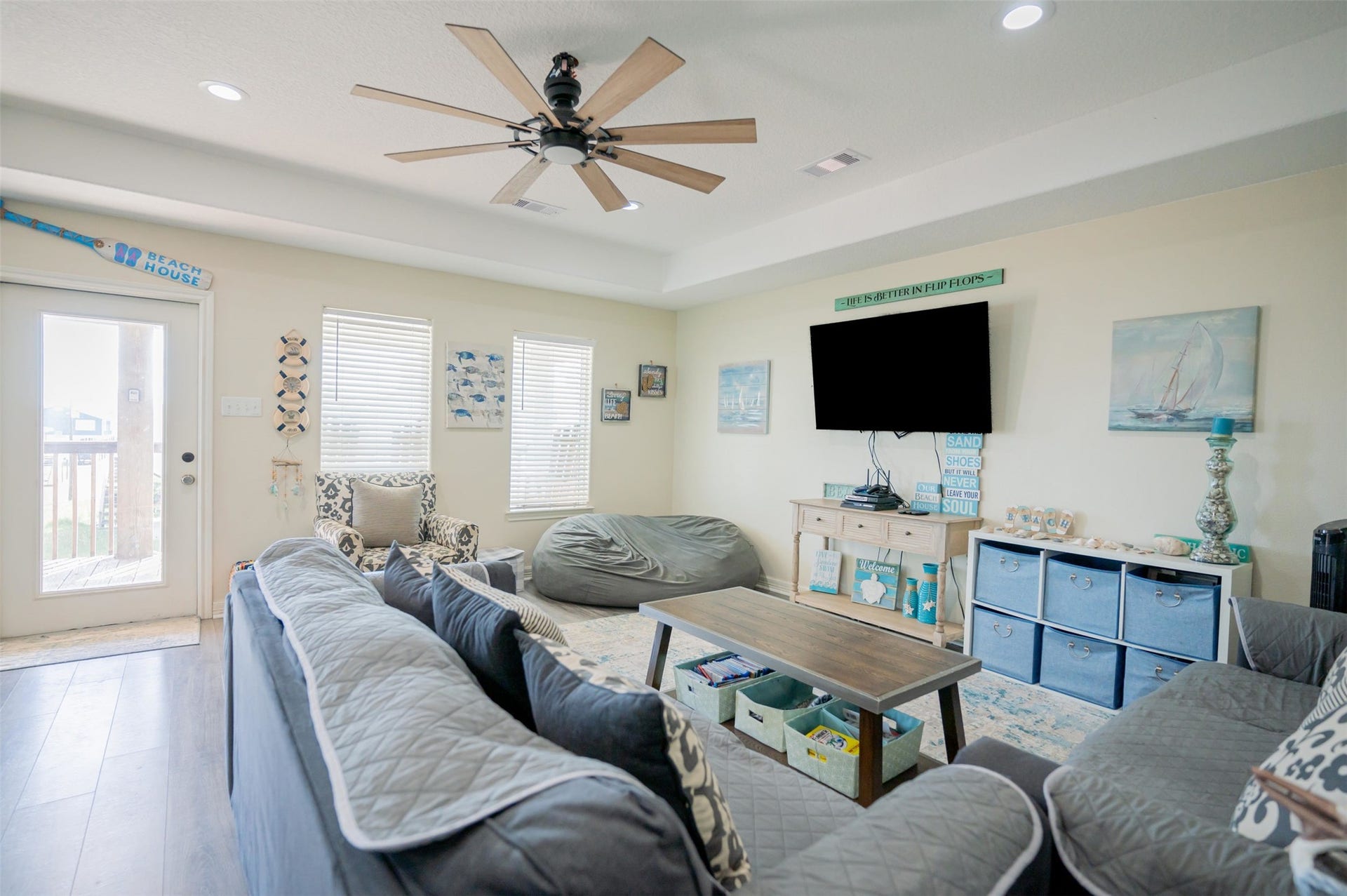 Comfortable space to relax after a day at the beach