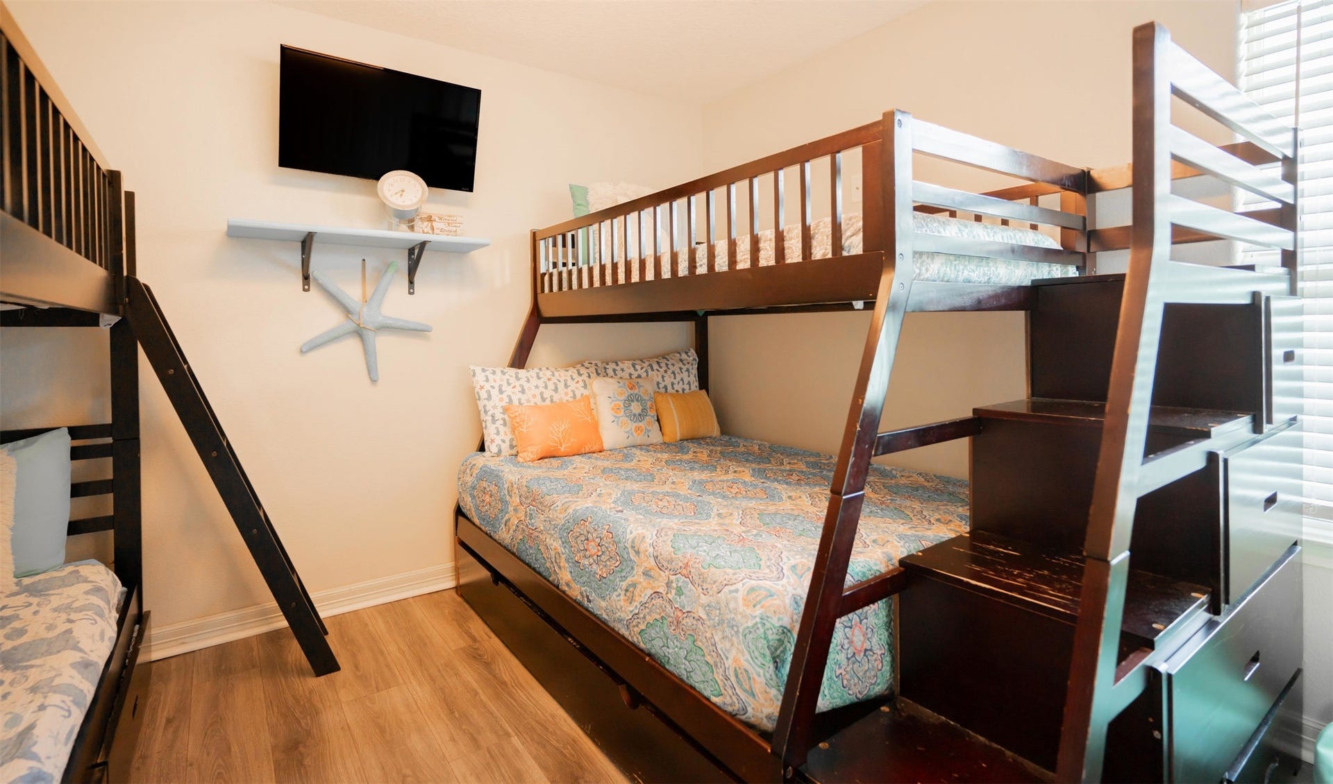 Extra sleeping space for weekends at the beach