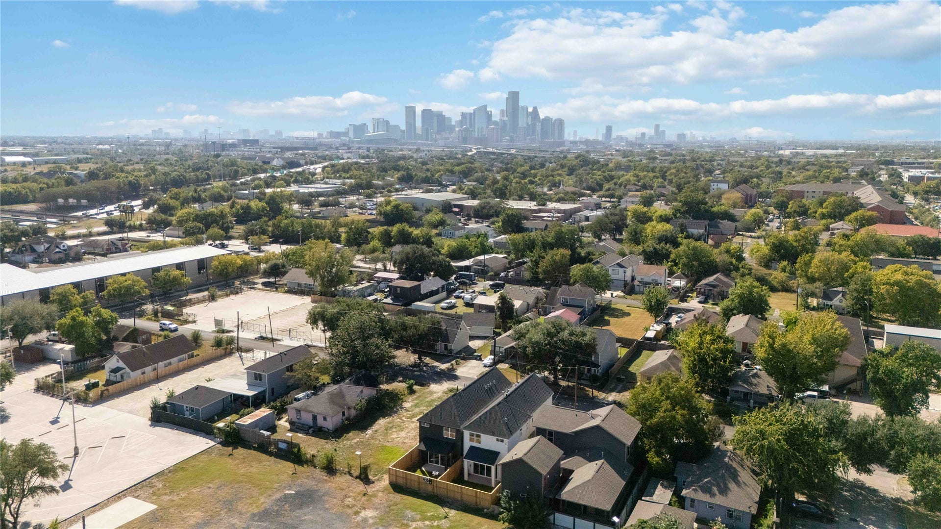 1414 Copeland Street, #A, Houston, TX 77020 1414 Copeland Street, #A, Houston, TX 77020