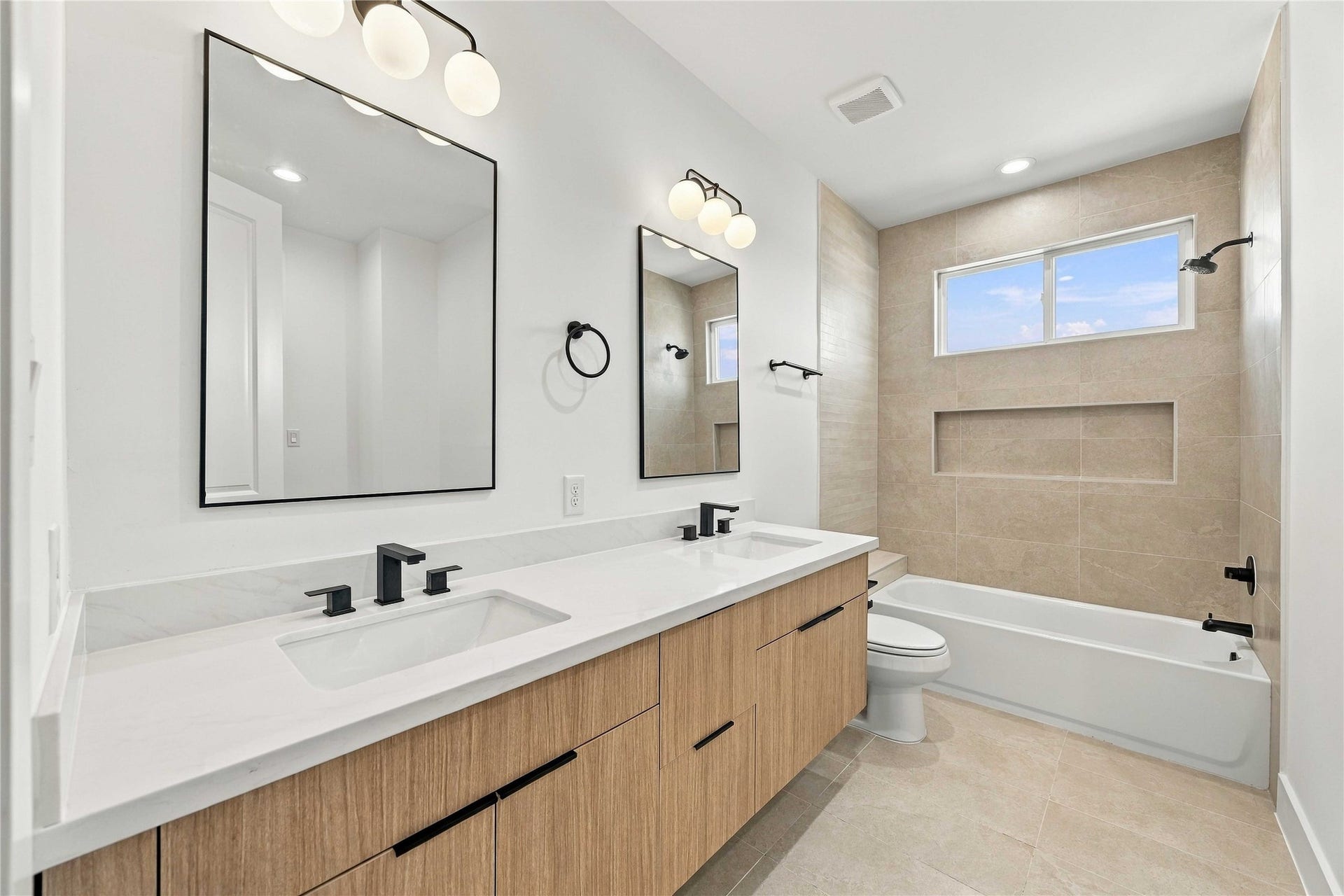 1414 Copeland Street, #A, Houston, TX 77020 1414 Copeland Street, #A, Houston, TX 77020