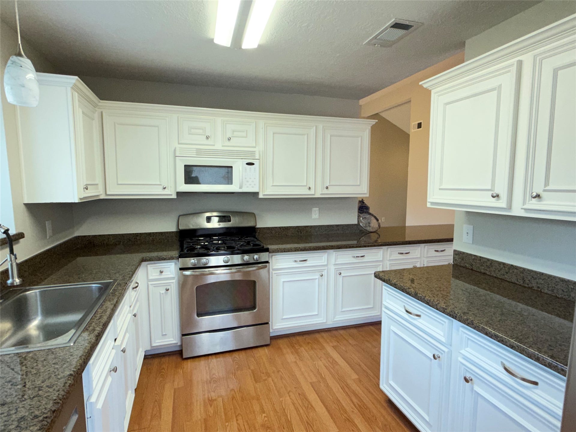 19718 Brentonridge Lane, Spring, TX 77379 19718 Brentonridge Lane, Spring, TX 77379