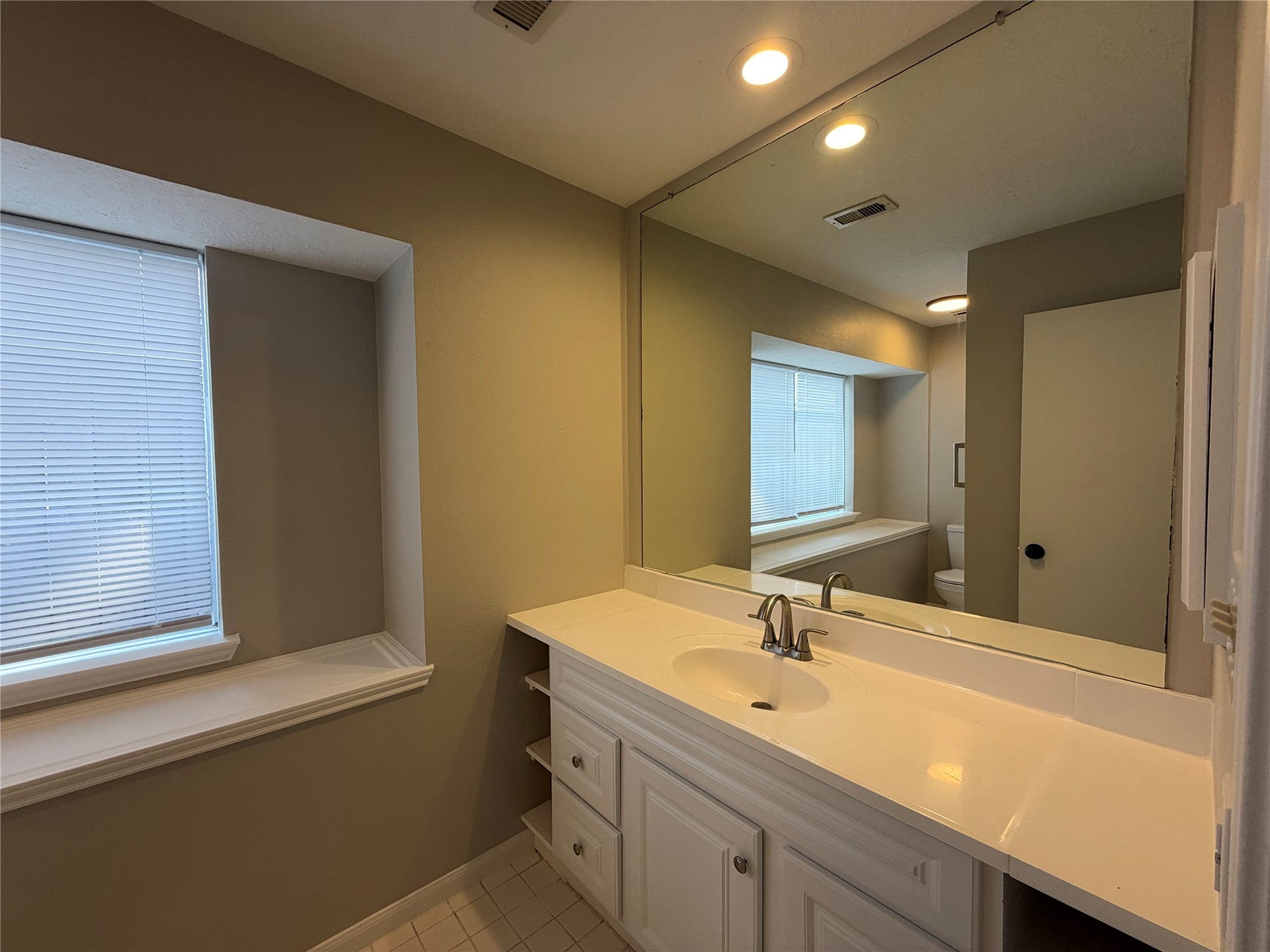 19718 Brentonridge Lane, Spring, TX 77379 19718 Brentonridge Lane, Spring, TX 77379