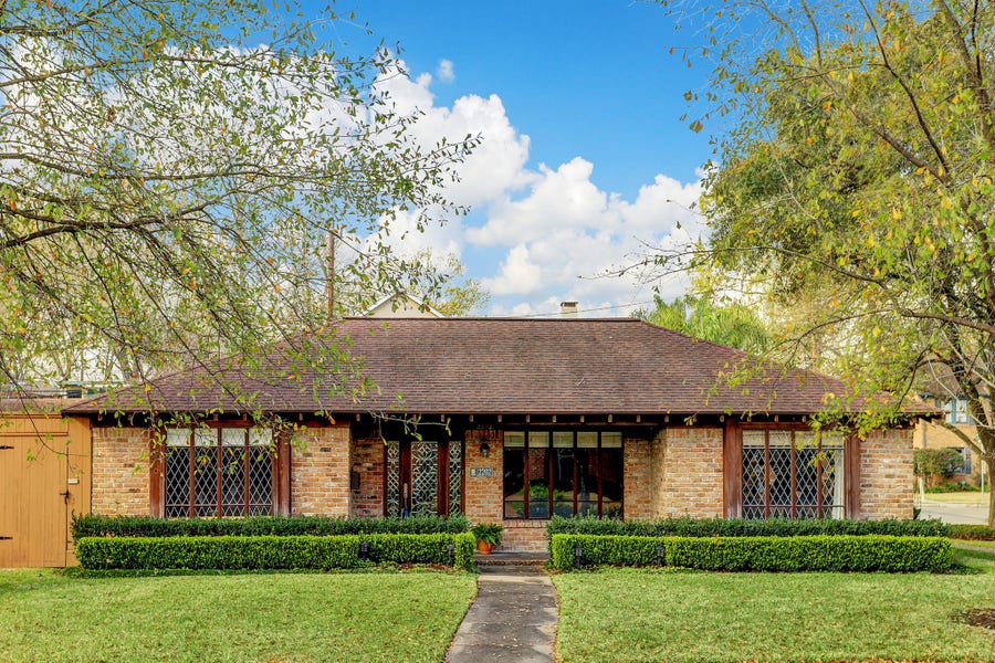 Property photo for 2202 Robinhood, Houston, TX