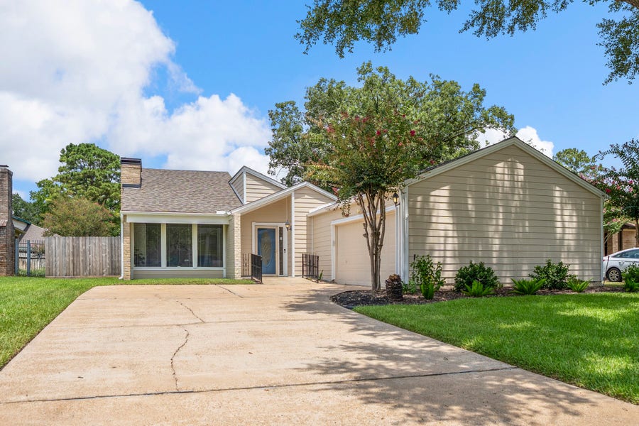 Property photo for 20218 Pittsford Drive, Katy, TX