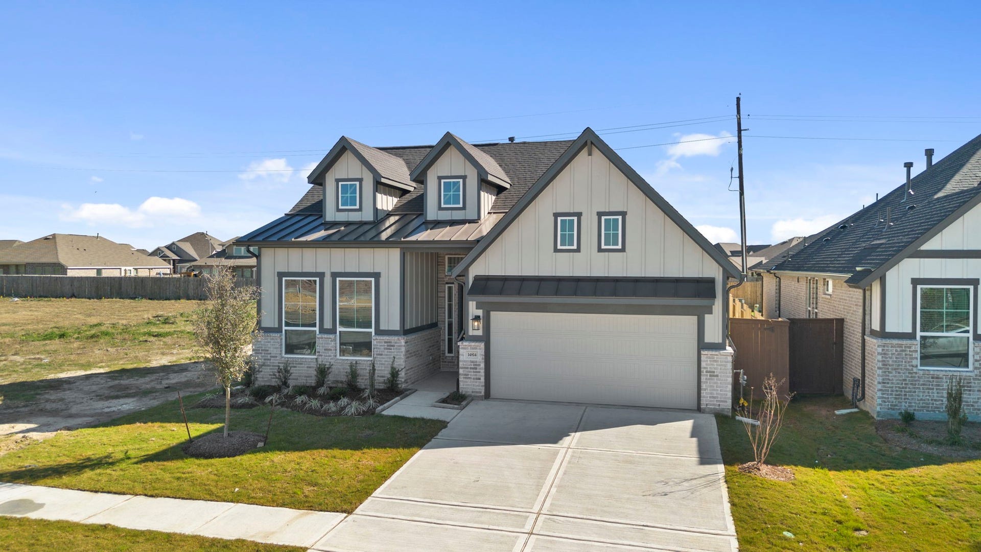 3307 Wickfield Pass, League City, TX 77573 Photos are REPRESENTATIVE of the home /floor plan and are NOT of the actual home. Selections, features, and room options vary.
