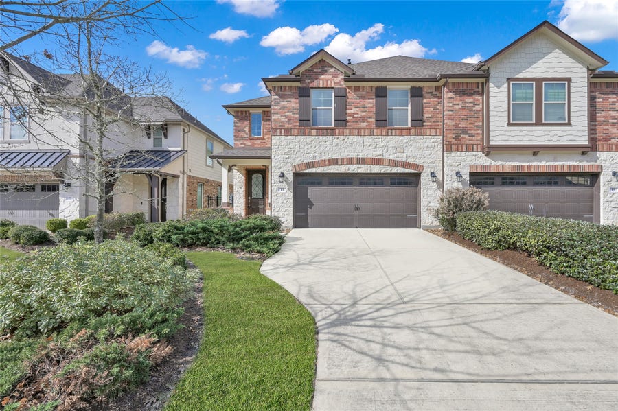 Property photo for 11 Ancestry Stone Place, Magnolia, TX