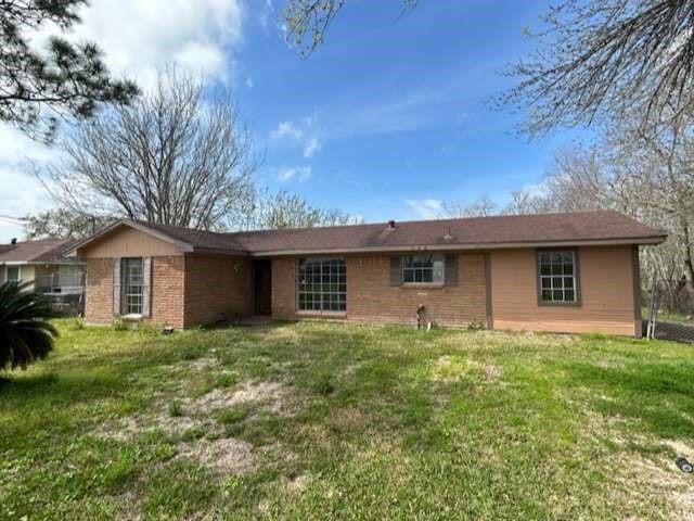 Property photo for 306 Tennyson Street, San Leon, TX