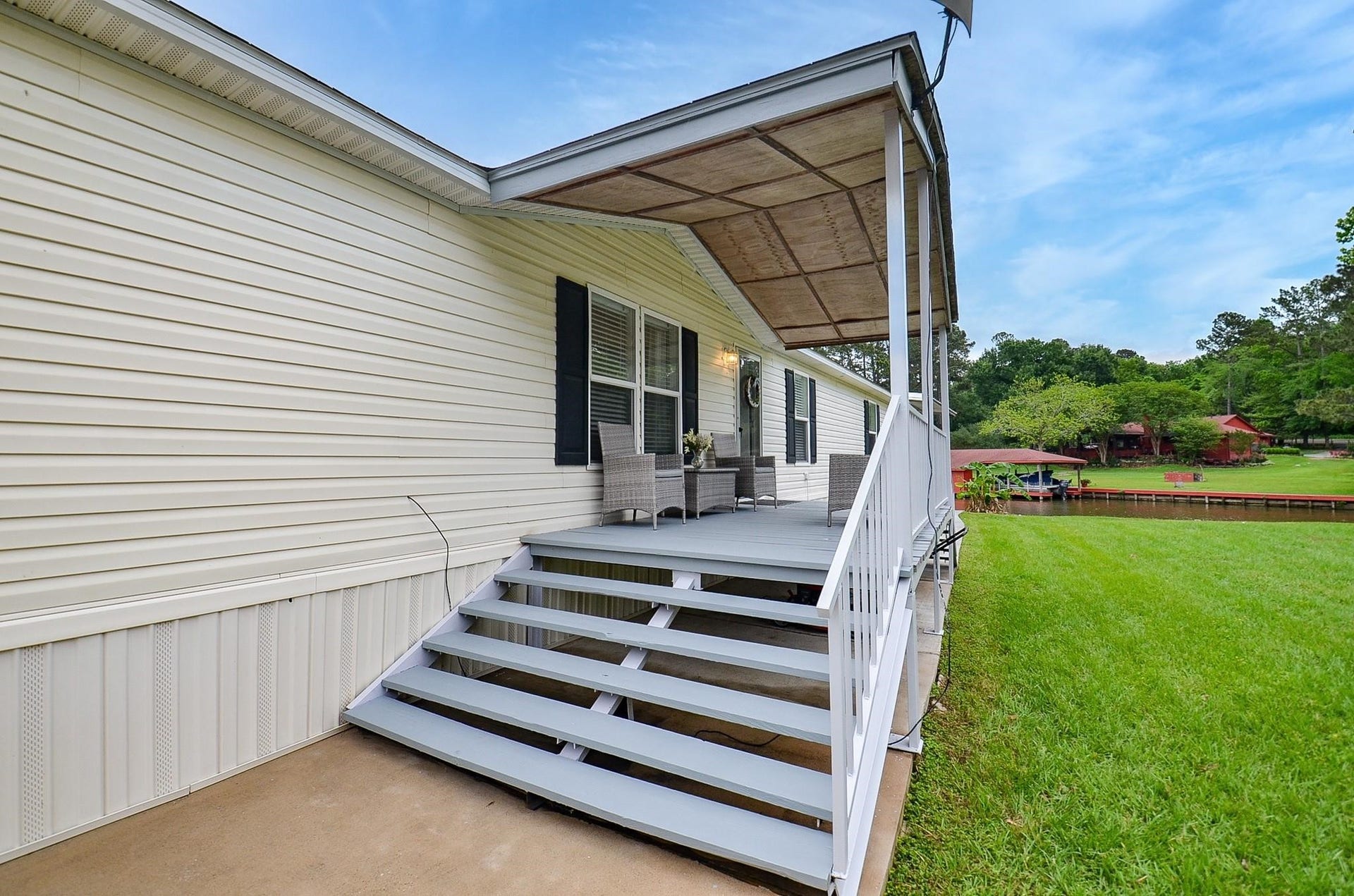 14186 & 14184 Shadow Bay Drive, Willis, TX 77318
