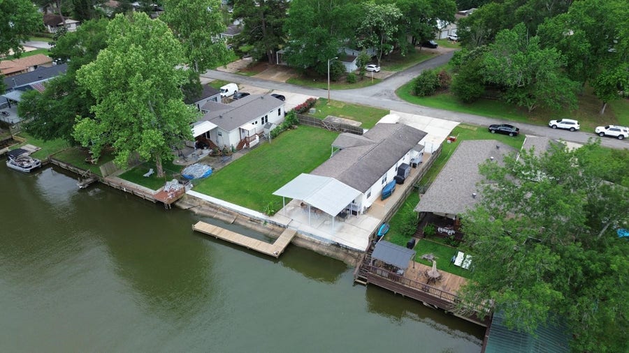 Property photo for 14186 & 14184 Shadow Bay Drive, Willis, TX