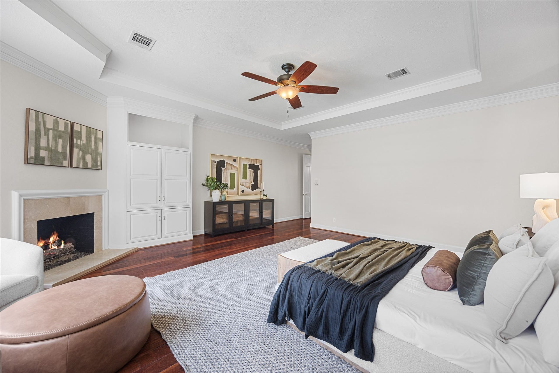 11822 Primwood Drive, Houston, TX 77070 Another view of the spacious primary suite.