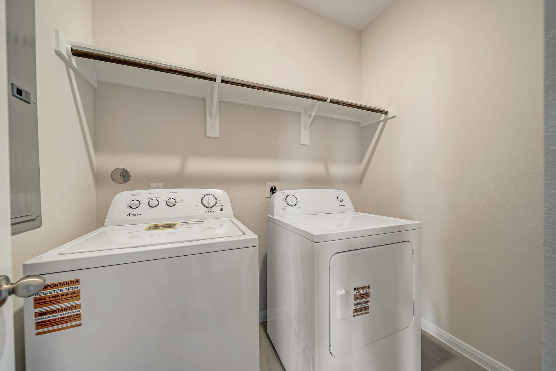 20629 Dynamic Court, Humble, TX 77338 Includes Washer & Dryer