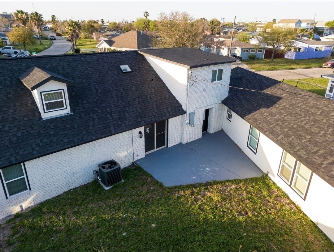 1402 Bayou Shore Drive, Galveston, TX 77551 1402 Bayou Shore Drive, Galveston, TX 77551