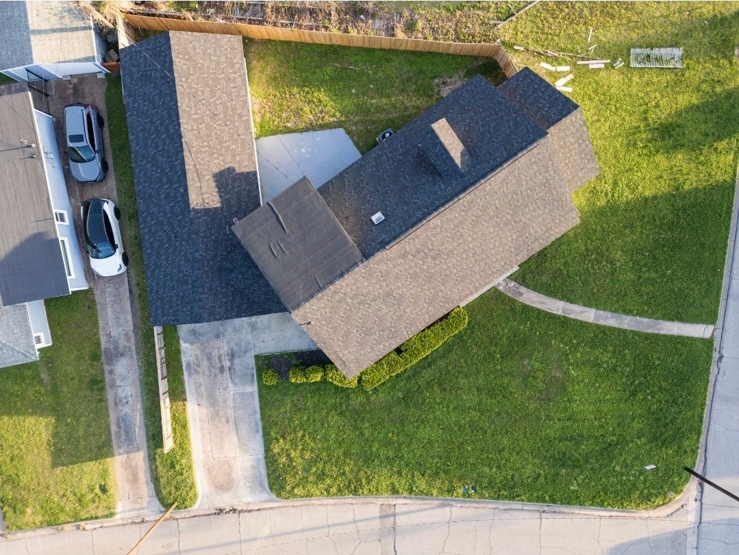 1402 Bayou Shore Drive, Galveston, TX 77551 1402 Bayou Shore Drive, Galveston, TX 77551
