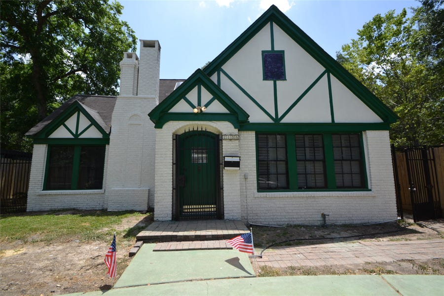 Property photo for 2135 Bissonnet Street, Houston, TX