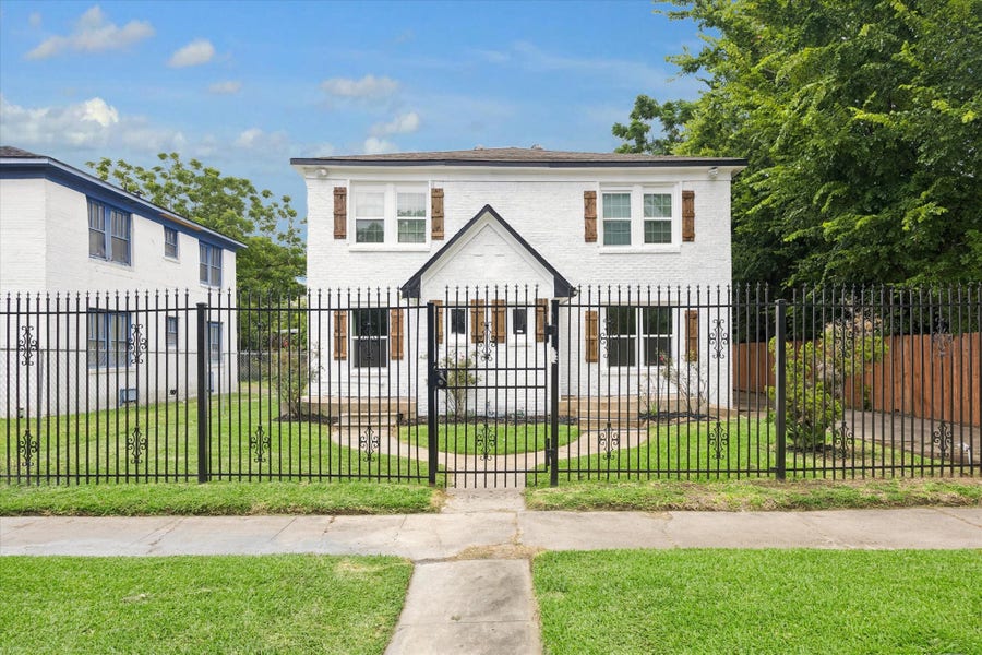 Property photo for 2701 Truxillo Street, Houston, TX