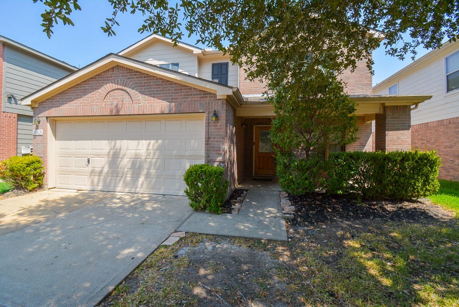 Property photo for 15426 Lynford Crest Drive, Houston, TX
