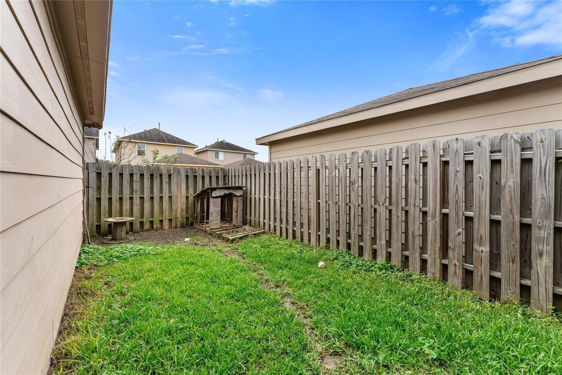 7255 Autumn Sun Drive, Houston, TX 77083 7255 Autumn Sun Drive, Houston, TX 77083