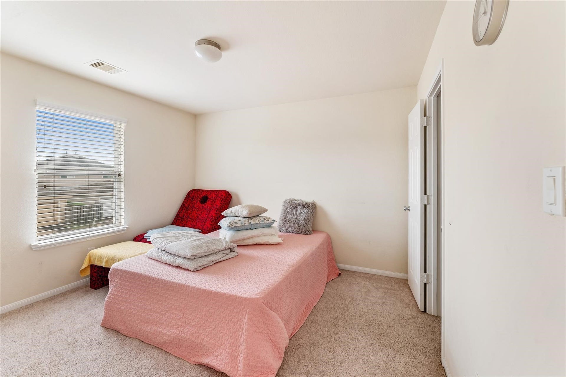 7255 Autumn Sun Drive, Houston, TX 77083 7255 Autumn Sun Drive, Houston, TX 77083