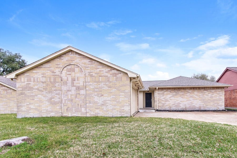 Property photo for 9938 Shell Rock Road, La Porte, TX