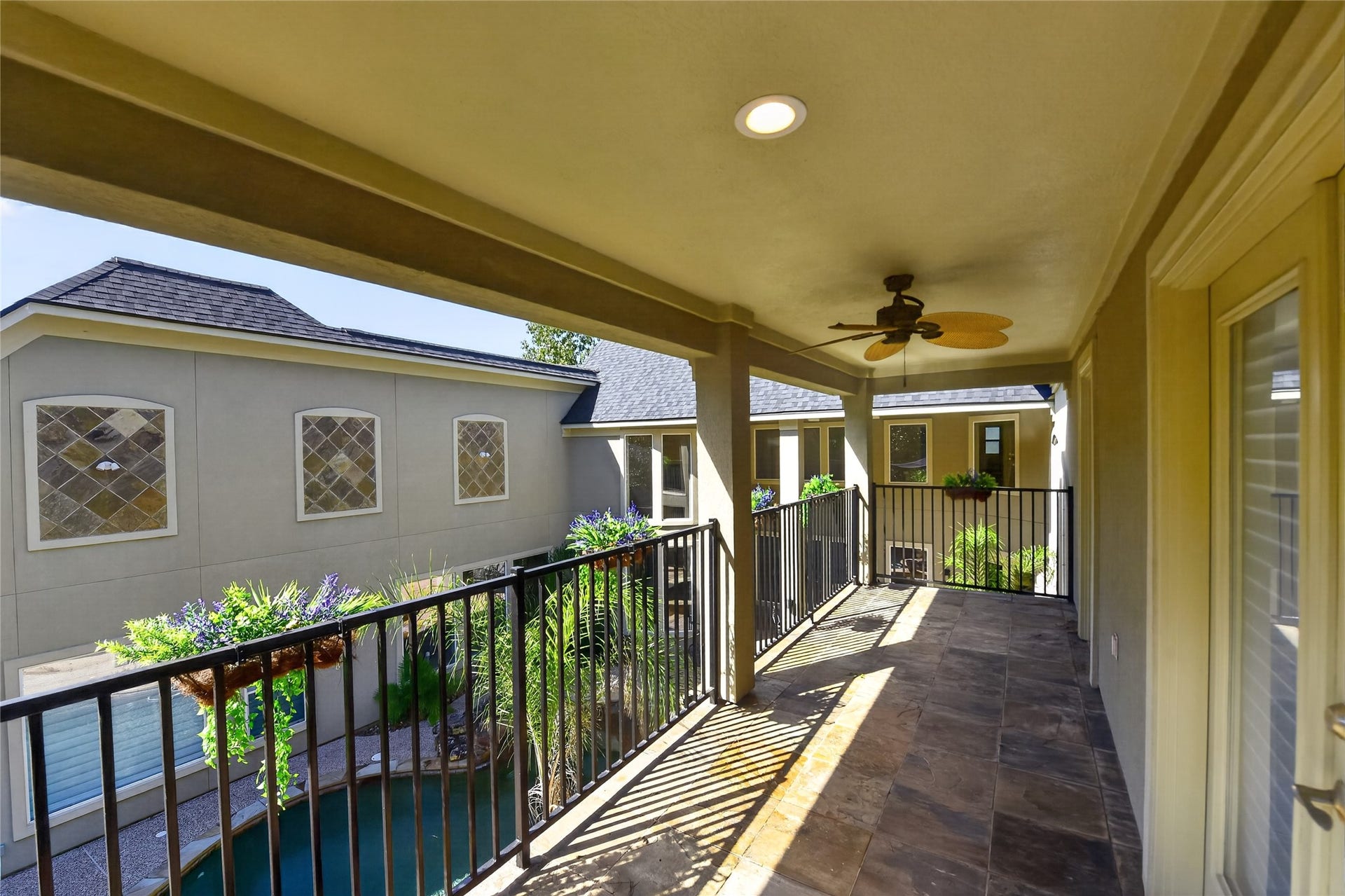 3111 Bentwater Drive, Montgomery, TX 77356