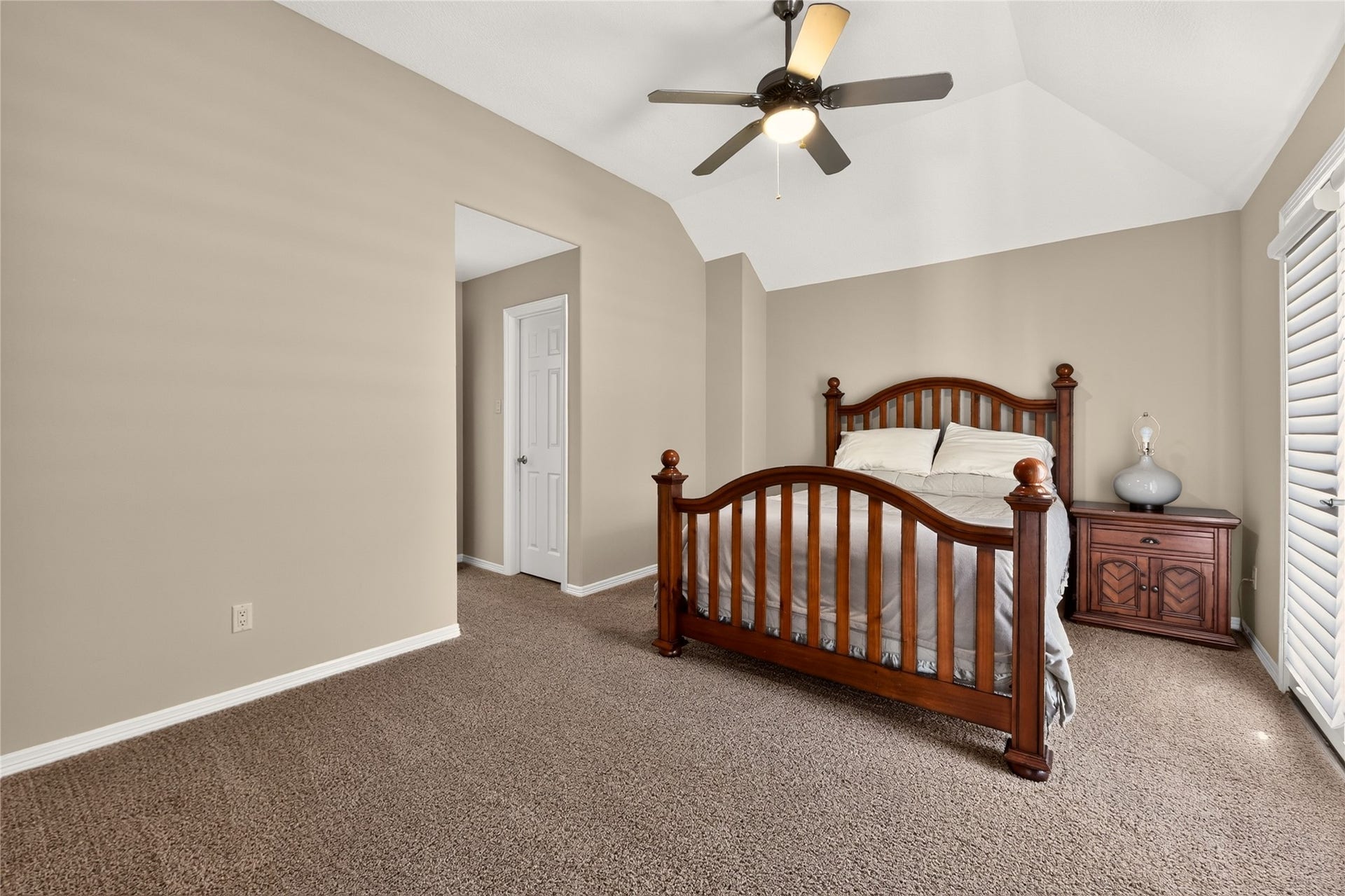 3111 Bentwater Drive, Montgomery, TX 77356