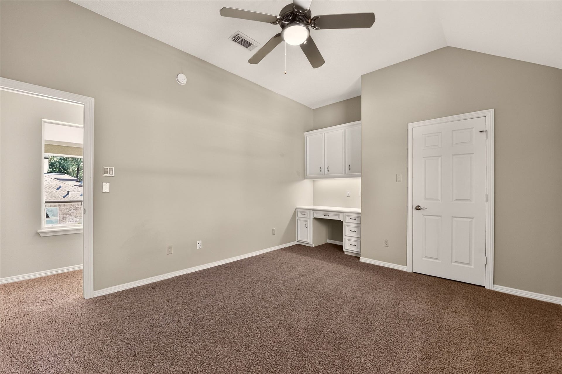3111 Bentwater Drive, Montgomery, TX 77356