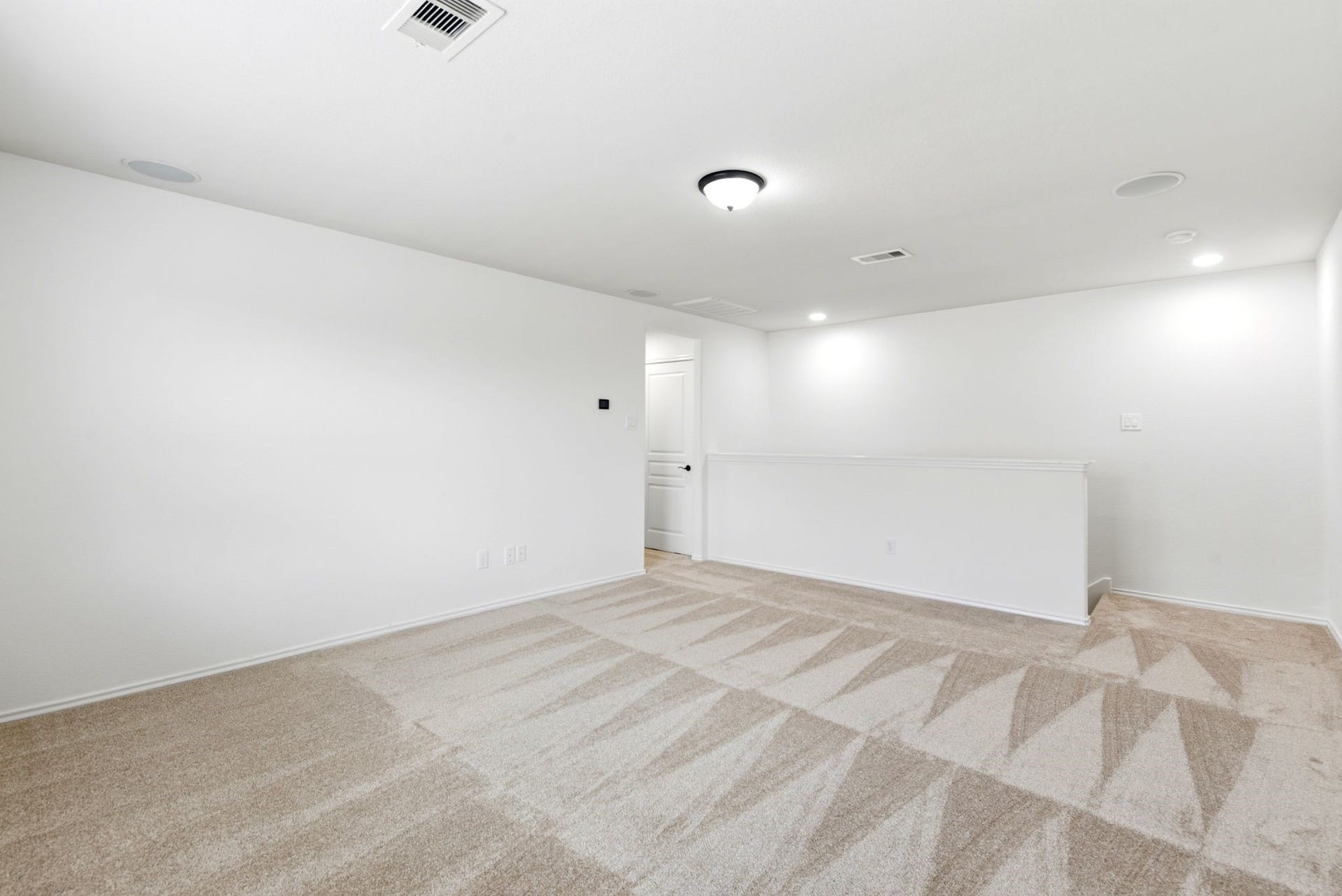 25322 Alverstone Drive, Katy, TX 77494 Great layout offering flexibility for a teenager, in-law, guests, or extended family, with an upstairs bedroom, full bath, and game room creating a separate living area.