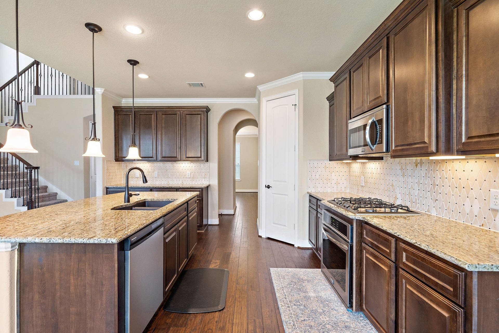 7002 Pearl Terrace Lane, Richmond, TX 77469 7002 Pearl Terrace Lane, Richmond, TX 77469