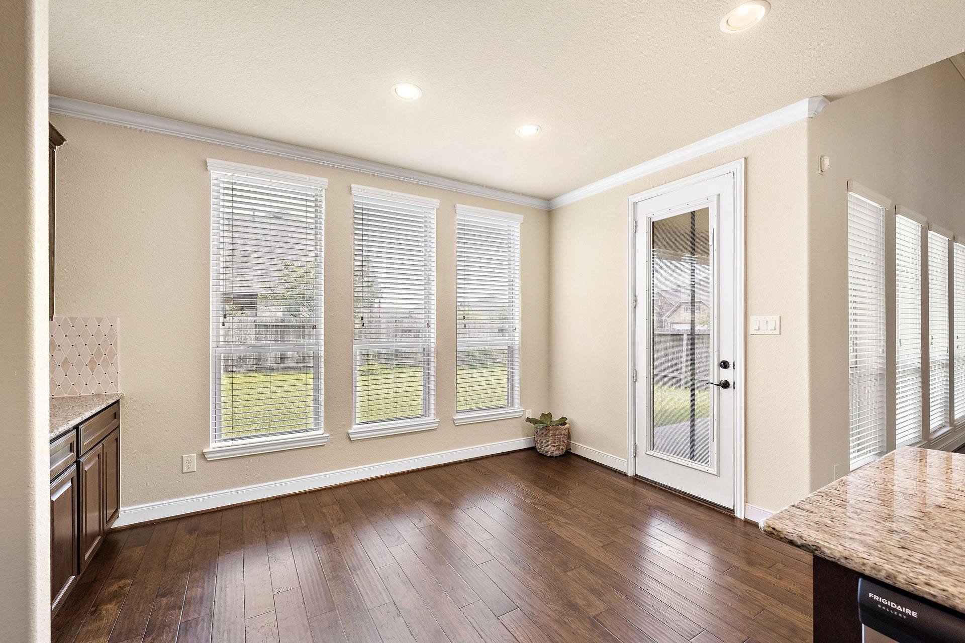 7002 Pearl Terrace Lane, Richmond, TX 77469 7002 Pearl Terrace Lane, Richmond, TX 77469