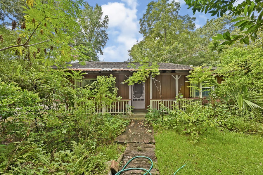 Property photo for 1522 Spring Hills Drive, Spring, TX