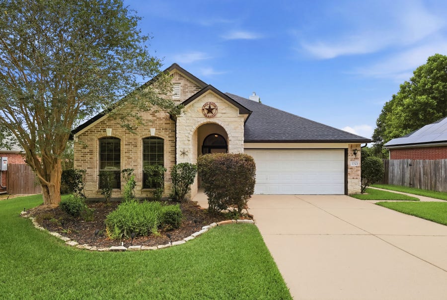 Property photo for 33043 Lois Lane Lane, Magnolia, TX