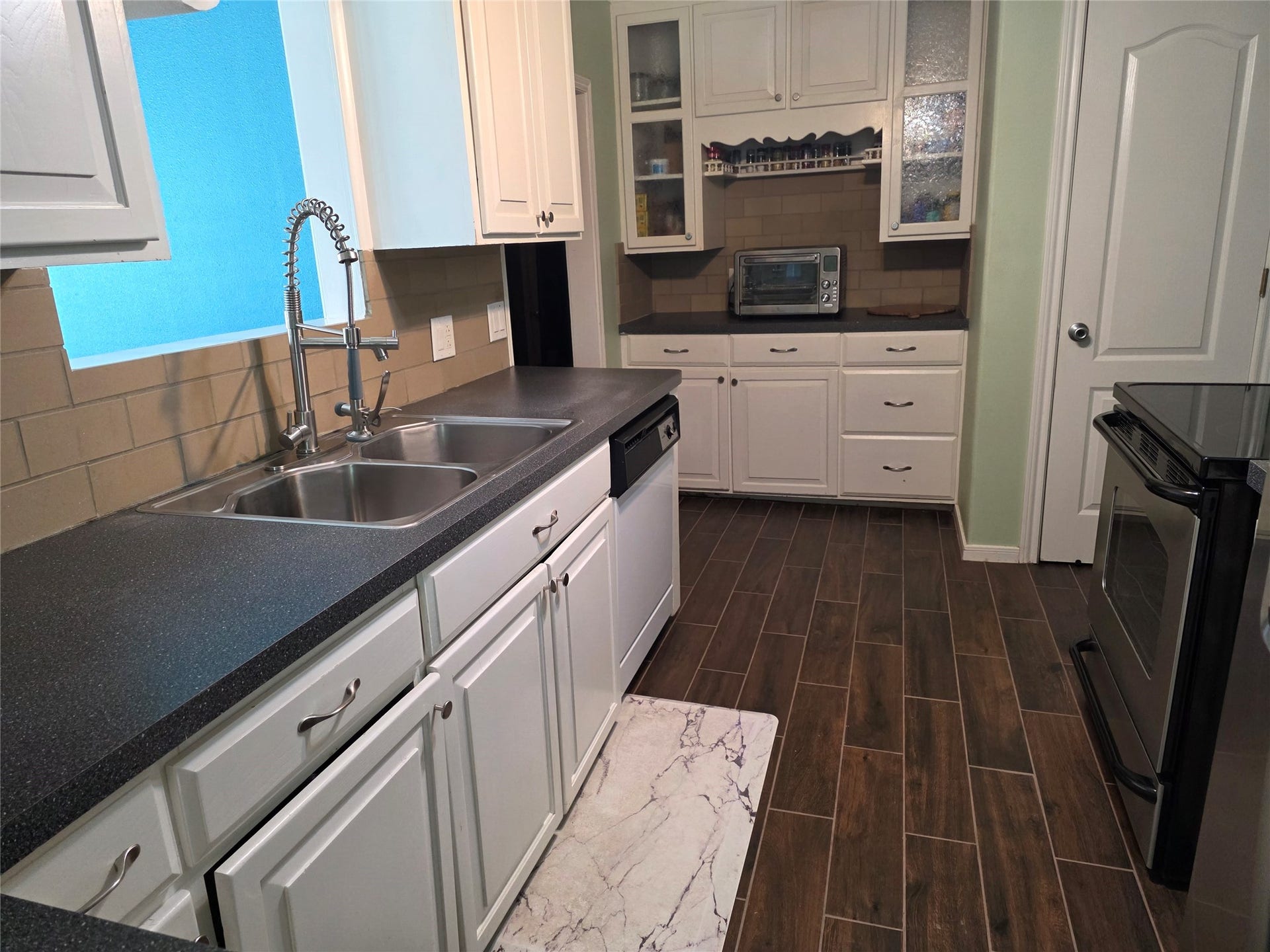 3632 W Meadow Lane, Dickinson, TX 77539 3632 W Meadow Lane, Dickinson, TX 77539