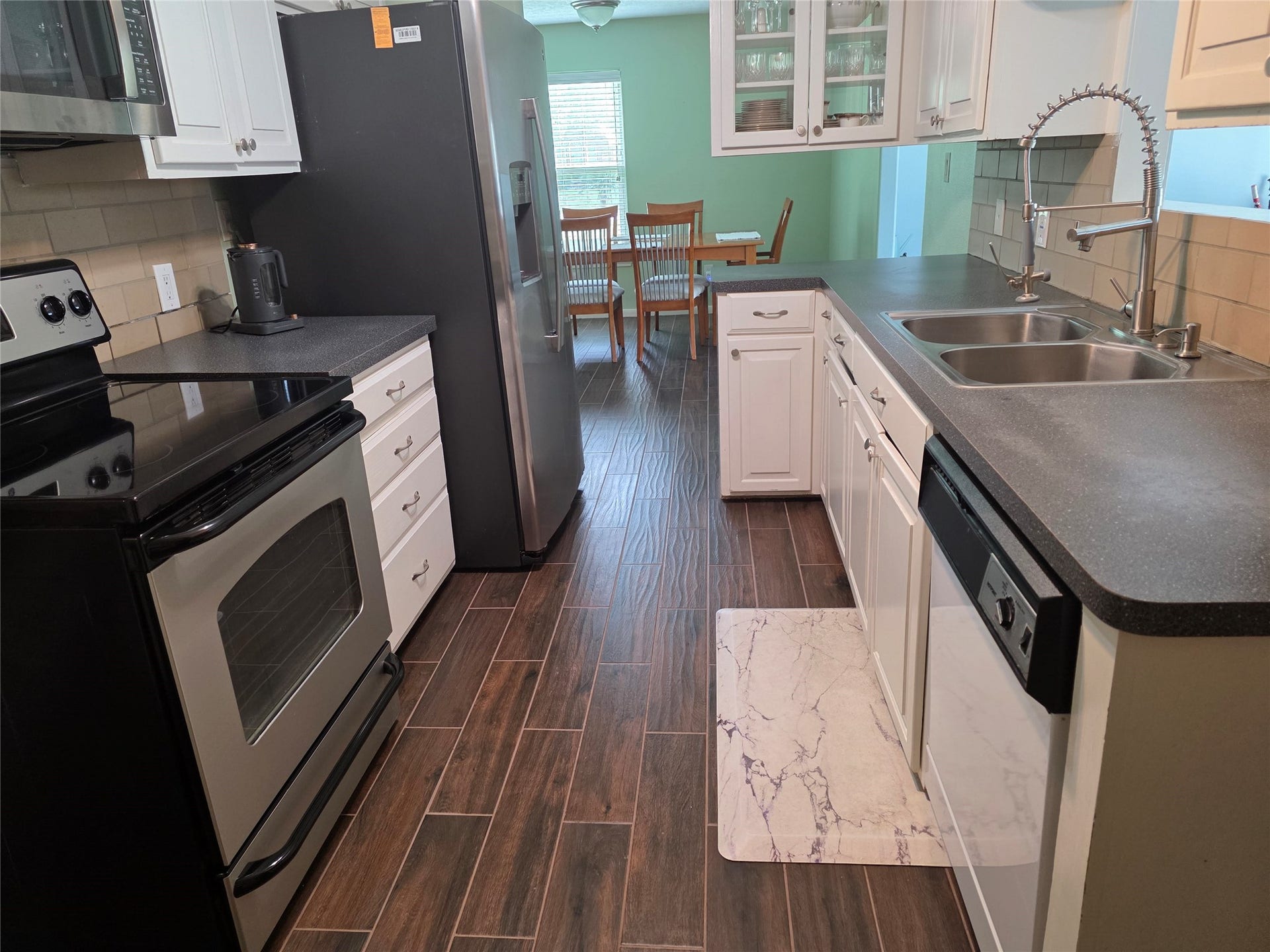 3632 W Meadow Lane, Dickinson, TX 77539 3632 W Meadow Lane, Dickinson, TX 77539