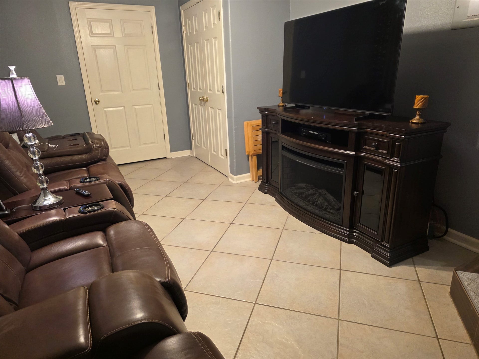 3632 W Meadow Lane, Dickinson, TX 77539 Family Room