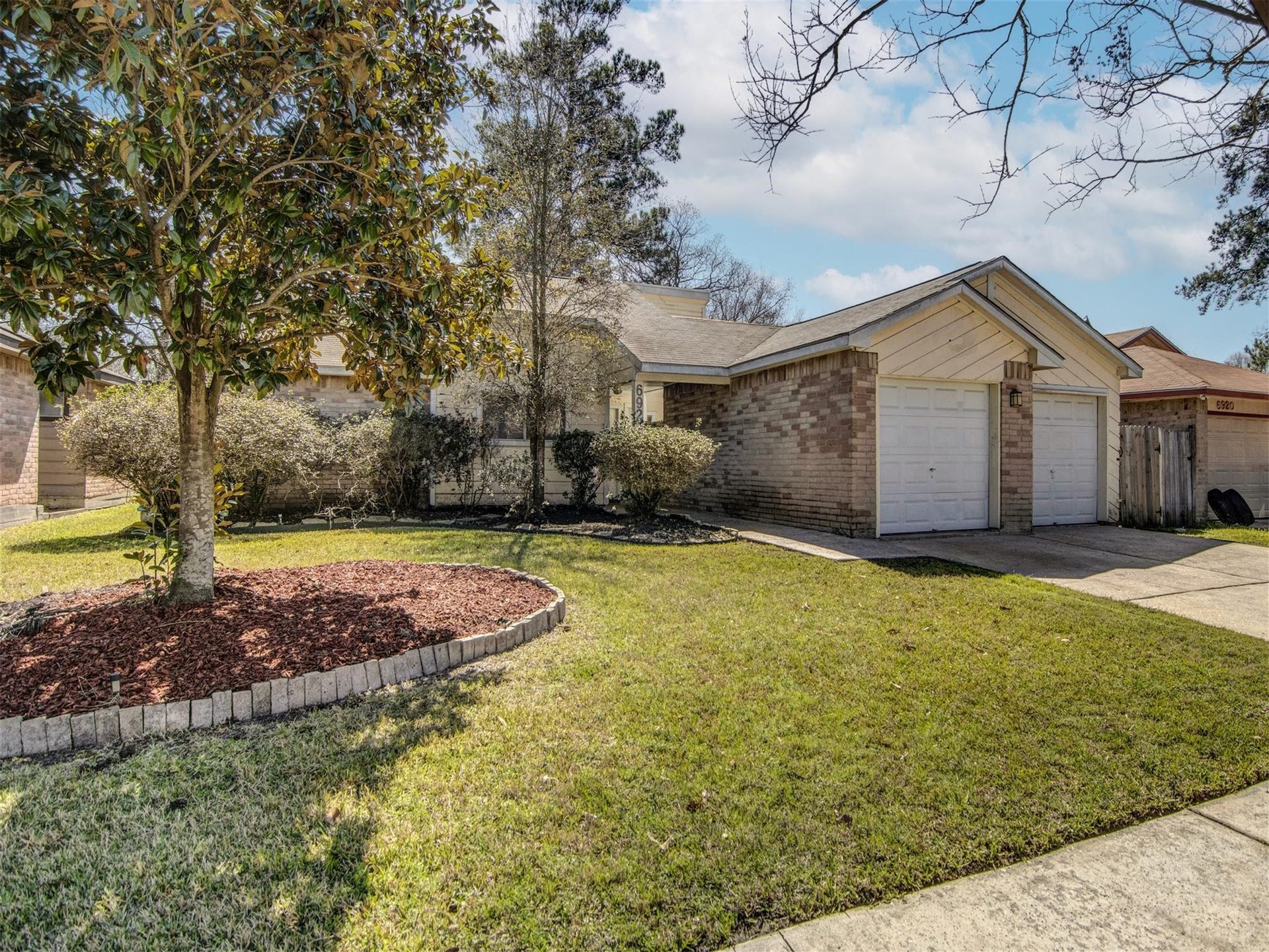 6924 Foxmont Lane, Humble, TX 77338