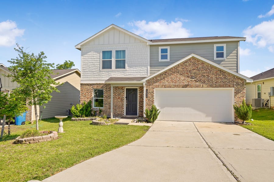 Property photo for 13026 N Green Wing Circle, Willis, TX