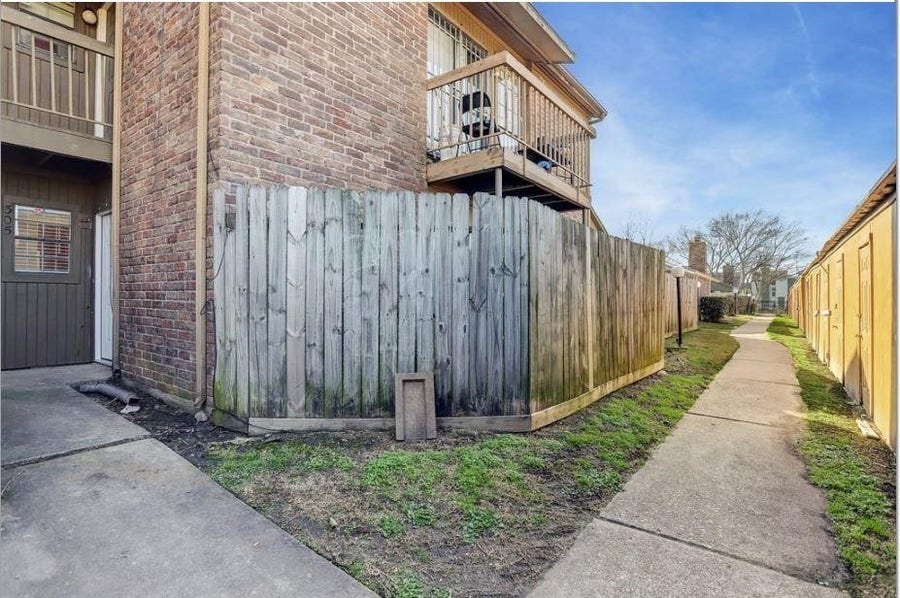 Property photo for 9550 Deering Drive, #305, Houston, TX