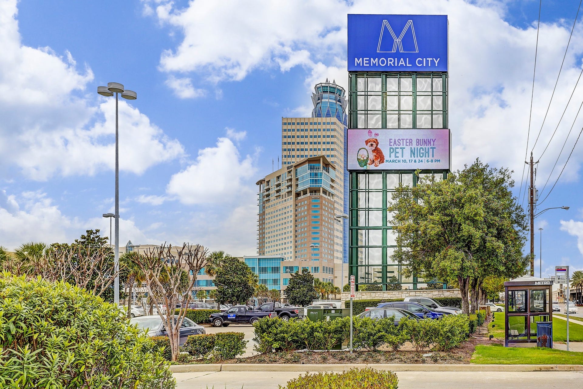 Enjoy close proximity to the dynamic Memorial City Area, home to upscale shopping, fine dining and world-class medical facilities.